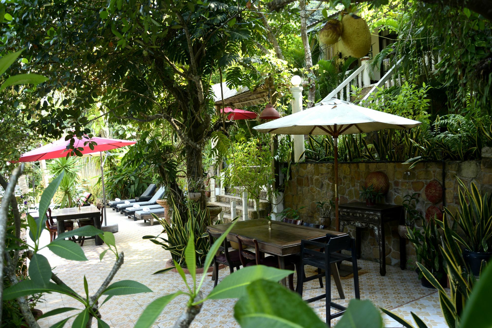 Tropical Hill Kep Cambodia Hotel Buitenkant foto