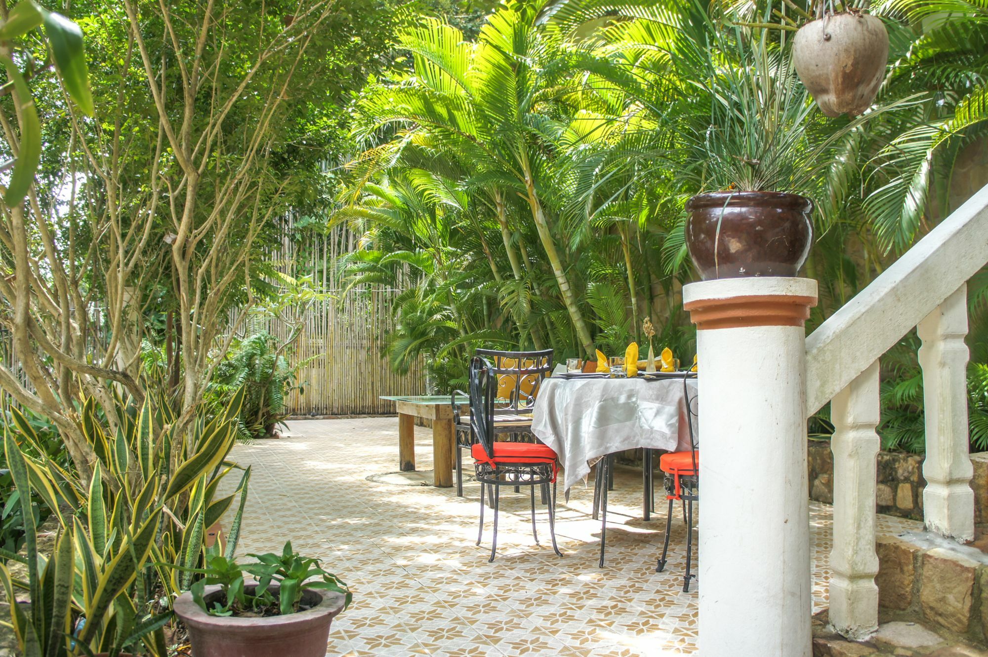 Tropical Hill Kep Cambodia Hotel Buitenkant foto